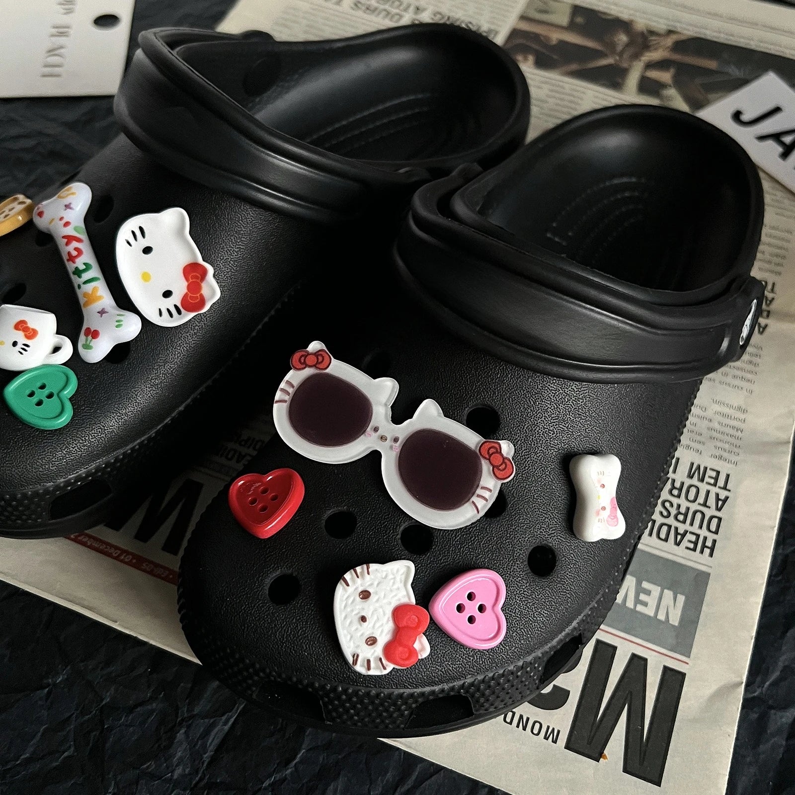 Hello Kitty Shoe Charm