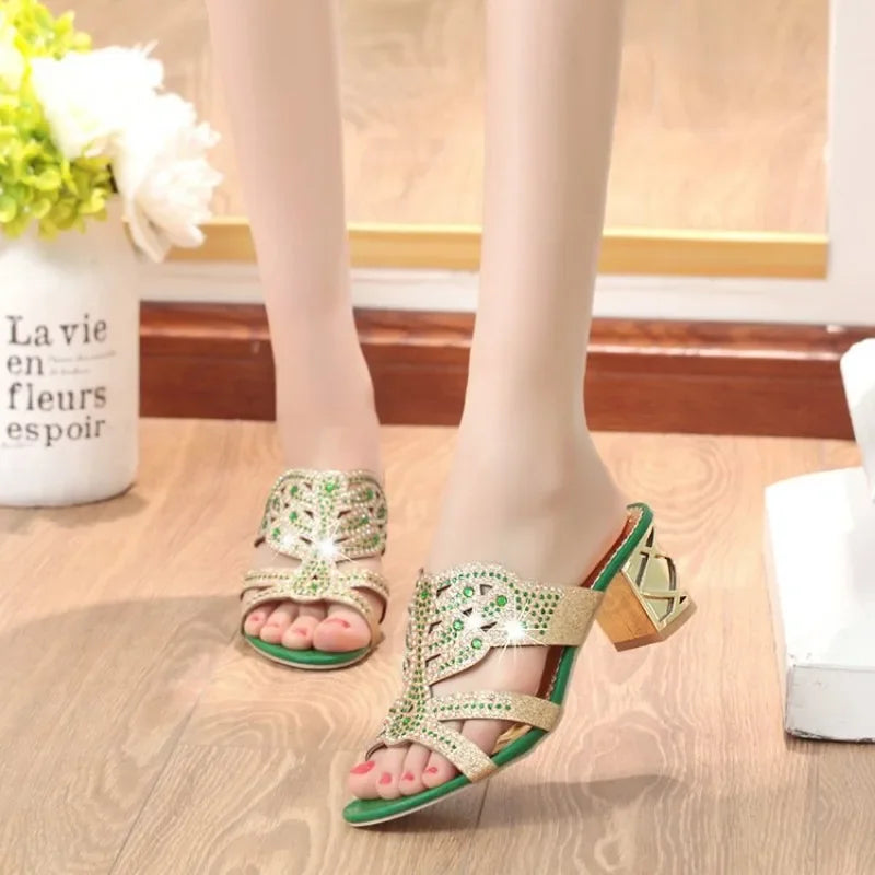 Women's Sandals Summer New Water Diamond Thick Heel Hollow One line Tuo Fish Mouth Beach Sandals Women's Large Size Slippers