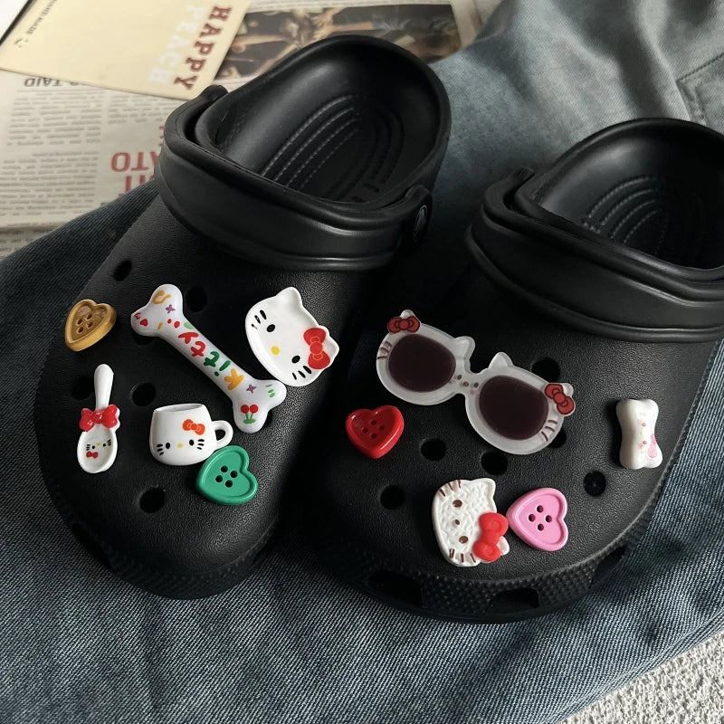 New Summer Sungalsses Hello Kitty Shoe Charm For ABS Waterproof Sandals Decorate Buckle Decorations Accessories Toys Gift