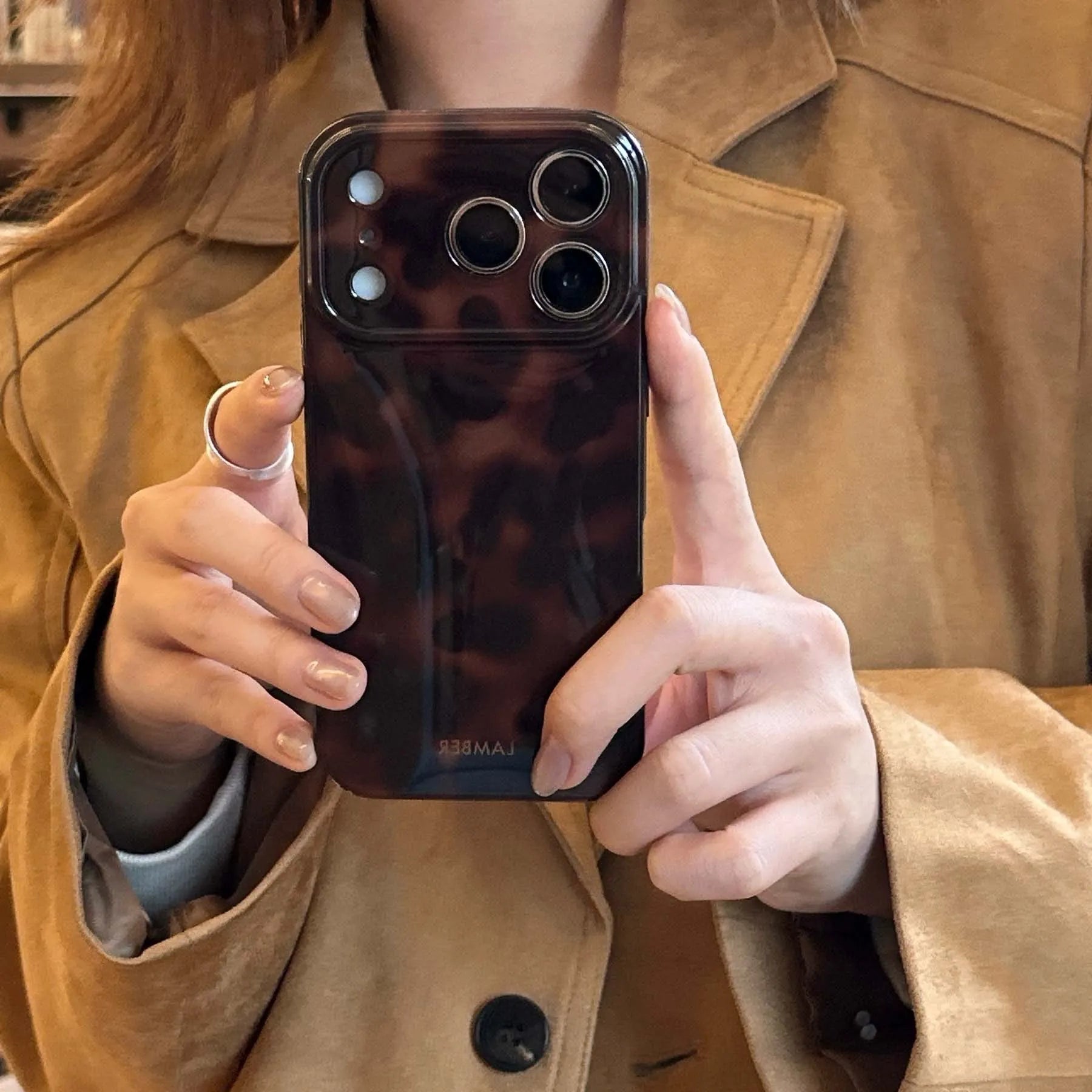 Amber back cover for iphone 16 17 pro max 13 14 15 promax ins lamber shockproof phone case conque fundas