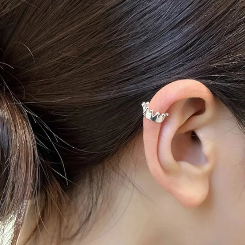 French Style Copper Clip Earrings – Trendy Round Design for Women