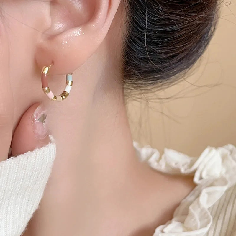 Vintage Colorful Enamel Drip Oil Hoop Earrings For Women 2024 New Trendy Mini Circle Round Temperament Earrings Jewelry Gifts